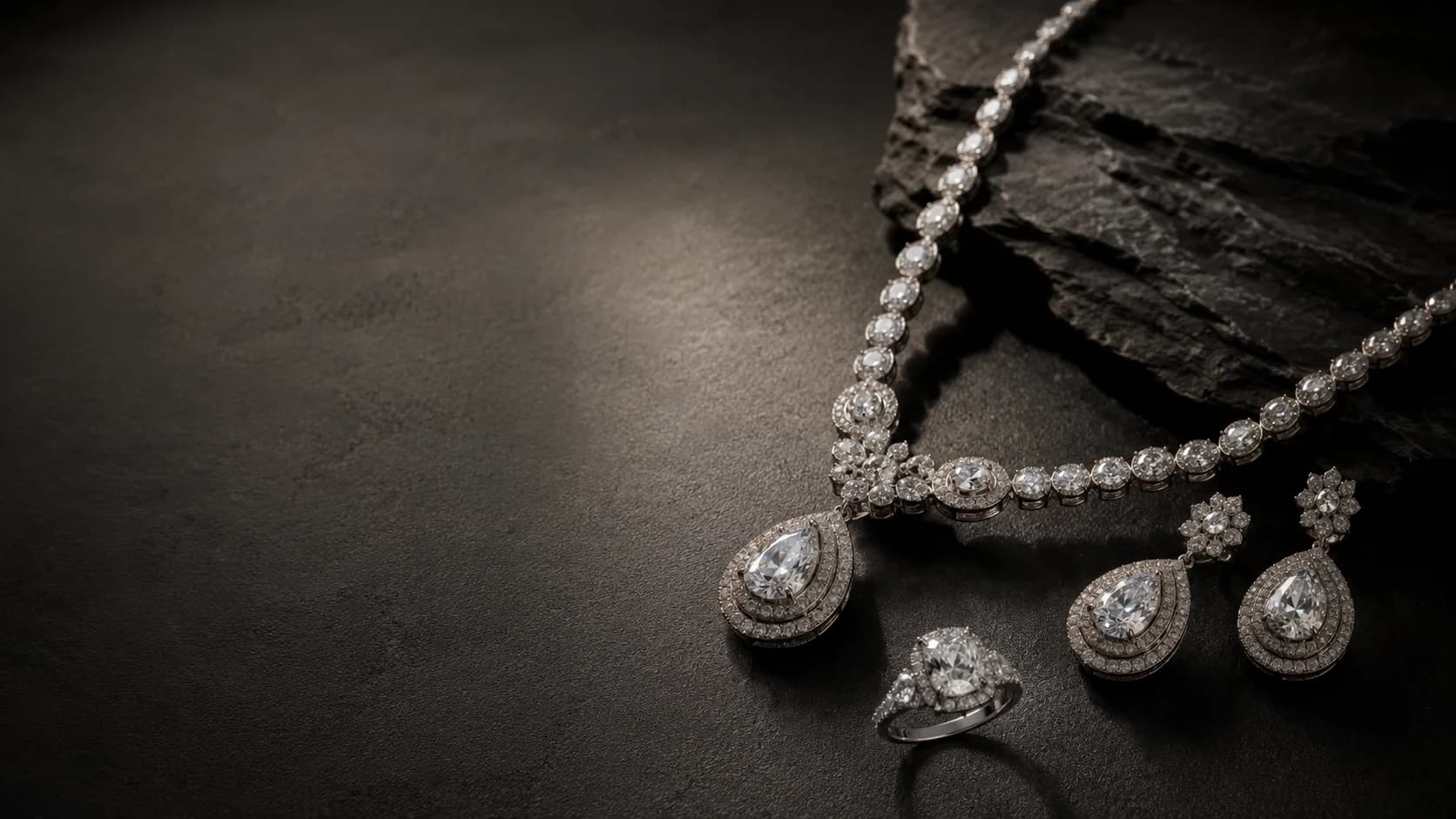 Elegant Zircon Necklace Set